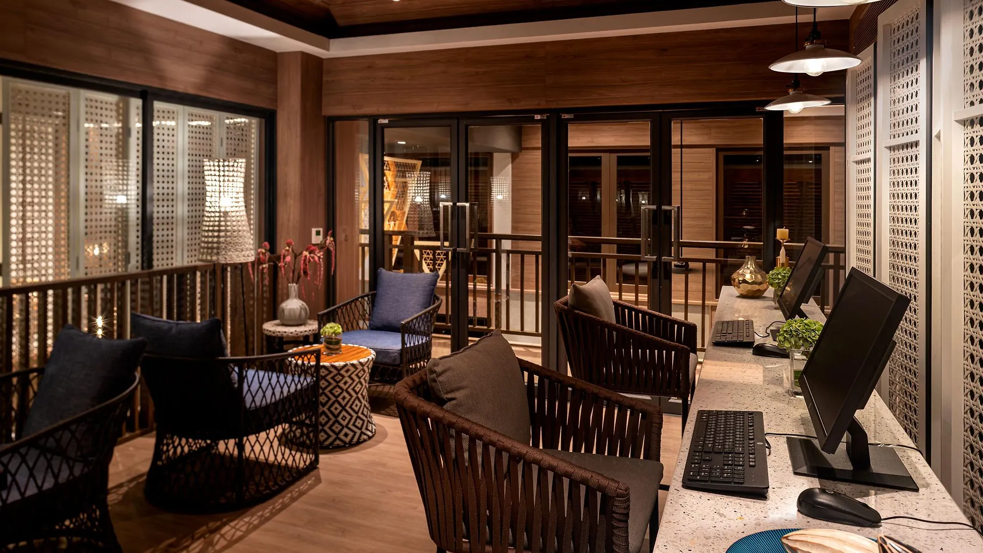 Grand Mercure Khao Lak Bangsak 5*,